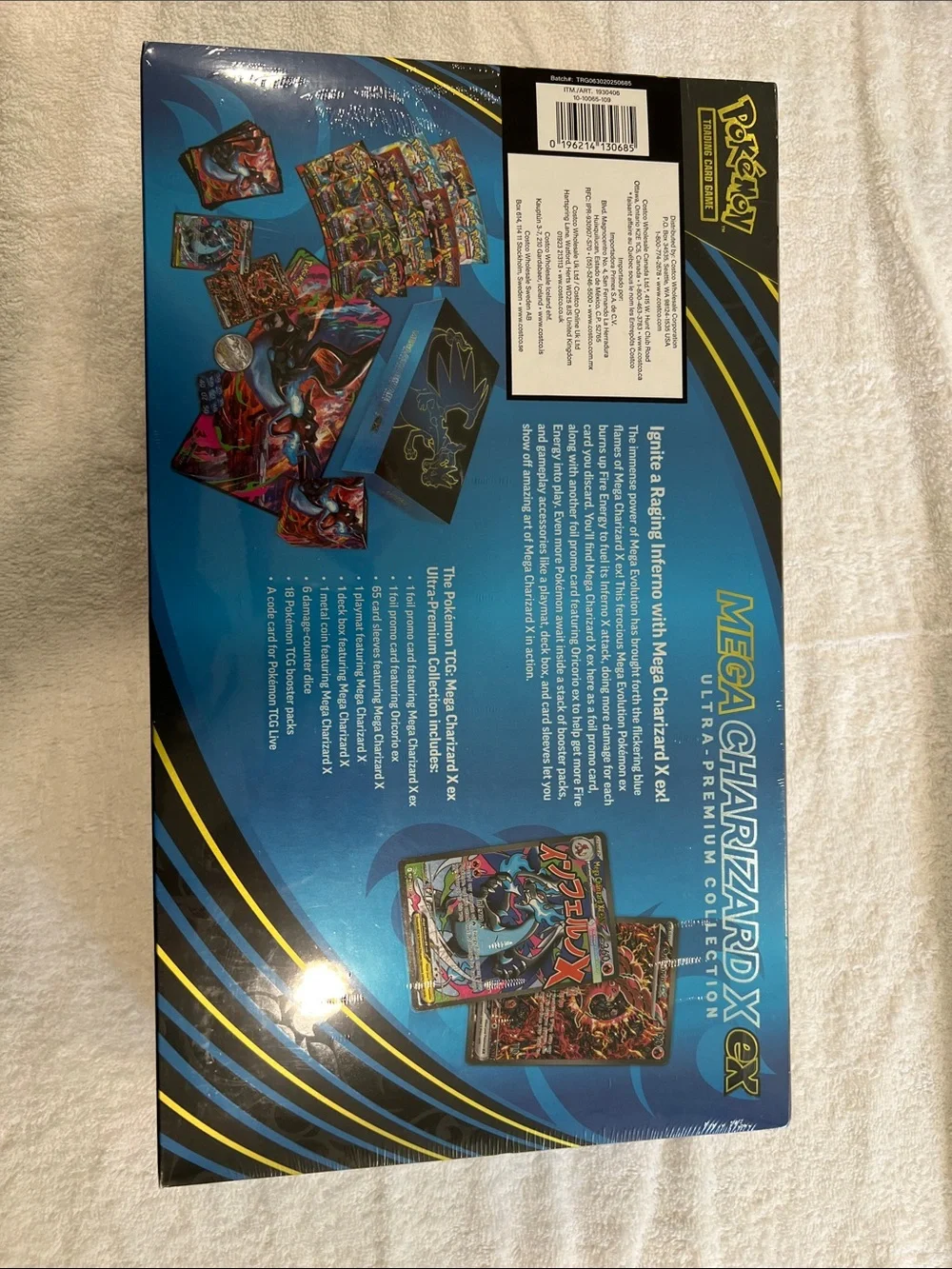 Pokemon Black & Blue Charizard Collector Playmat Box